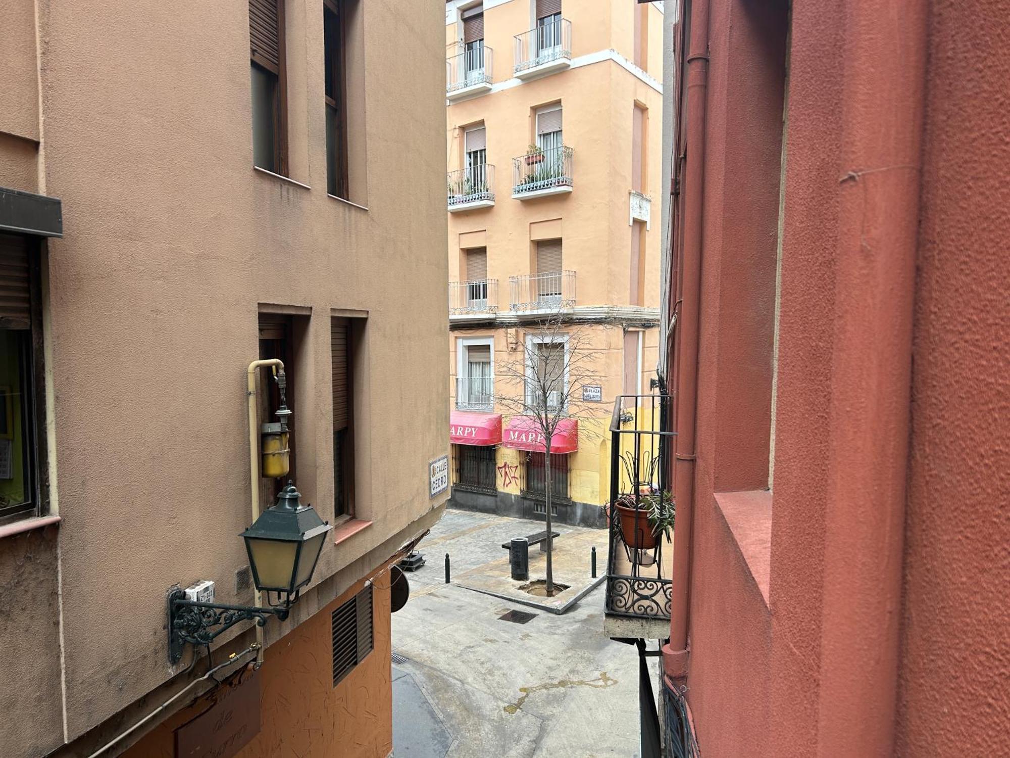 Casa Cedrohistoria Y Confort Con Parking Gratuito Zaragoza Exterior foto